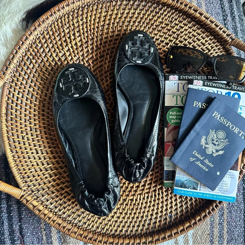 Tory Burch Black Leather Stitch Accent Ballet Patent Leather Flats Size 6.5